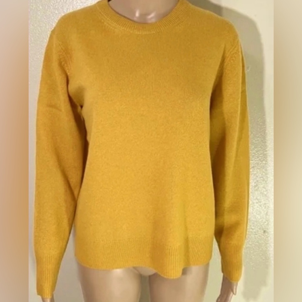 Charter Club Luxury Cashmere women’s Large long sleeve mustard sweater